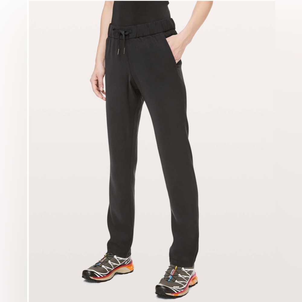 Lululemon On The Fly Pant *Woven - Picture 2 of 7